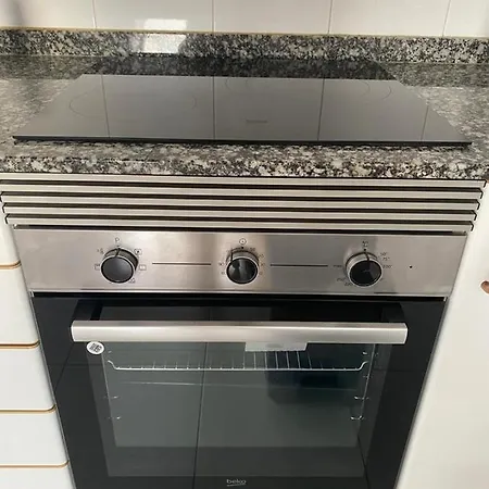 Atico Muy Luminoso E Increibles Vistas 아파트